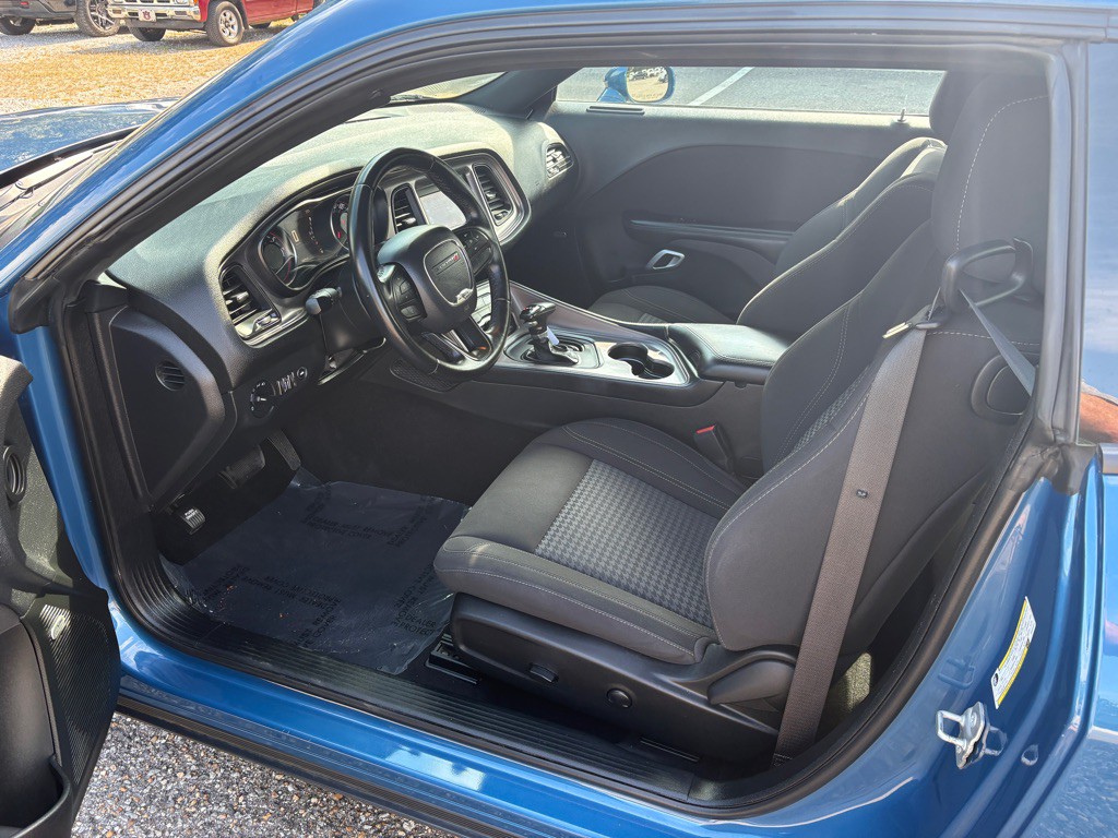 2023 Dodge Challenger Image 6