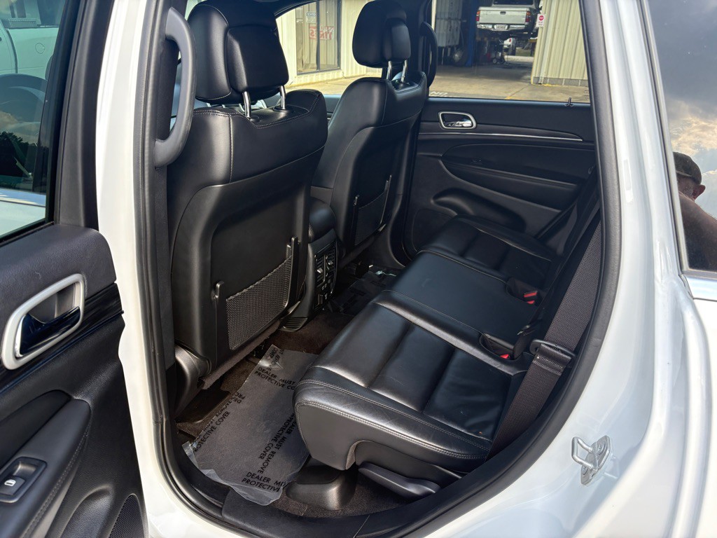2022 Jeep Grand Cherokee Image 7