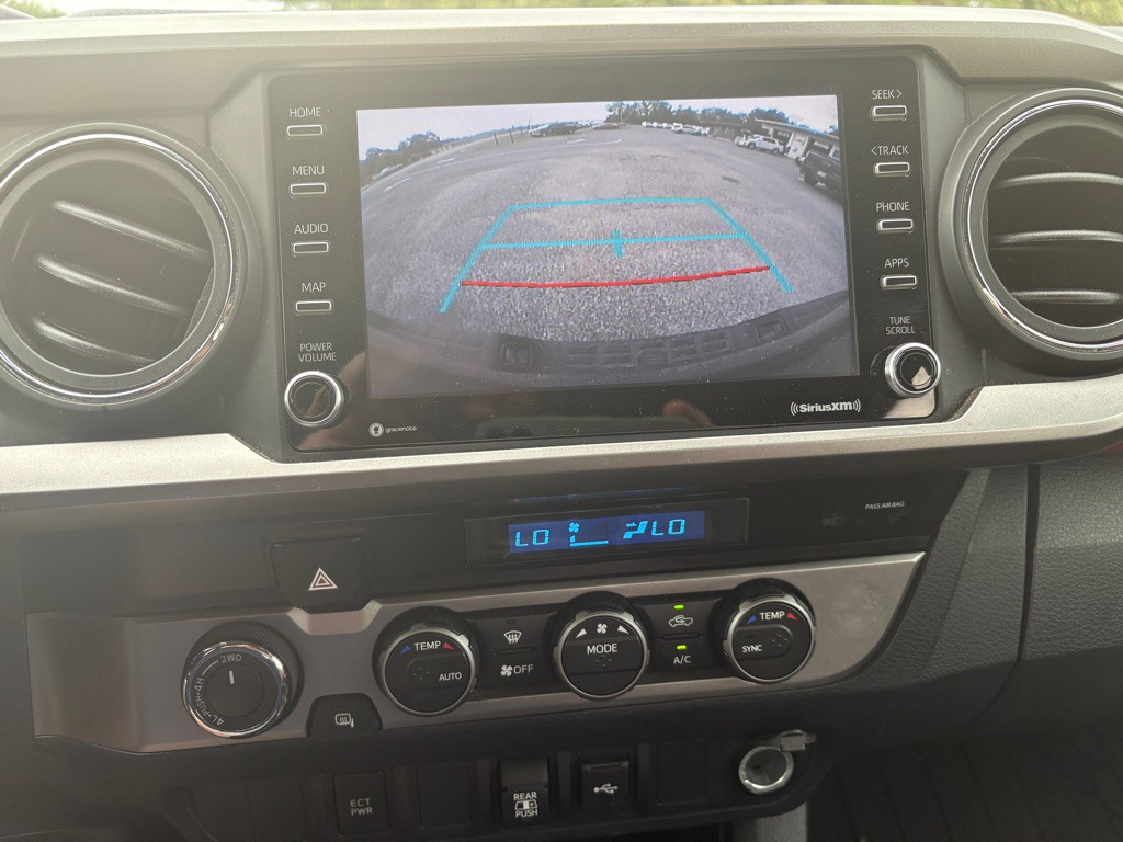 2022 Toyota Tacoma Image 10