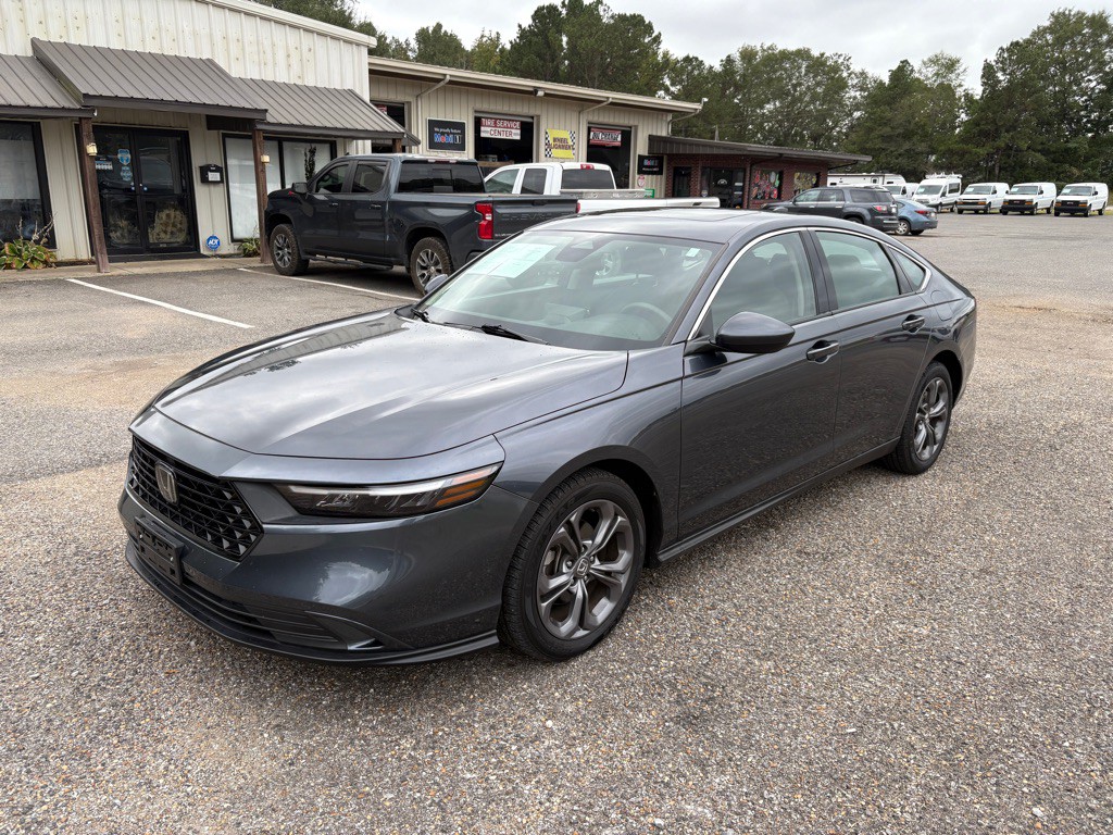 2023 Honda Accord Image 1