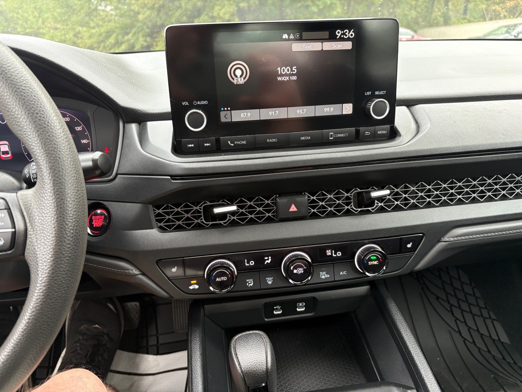 2023 Honda Accord Image 9