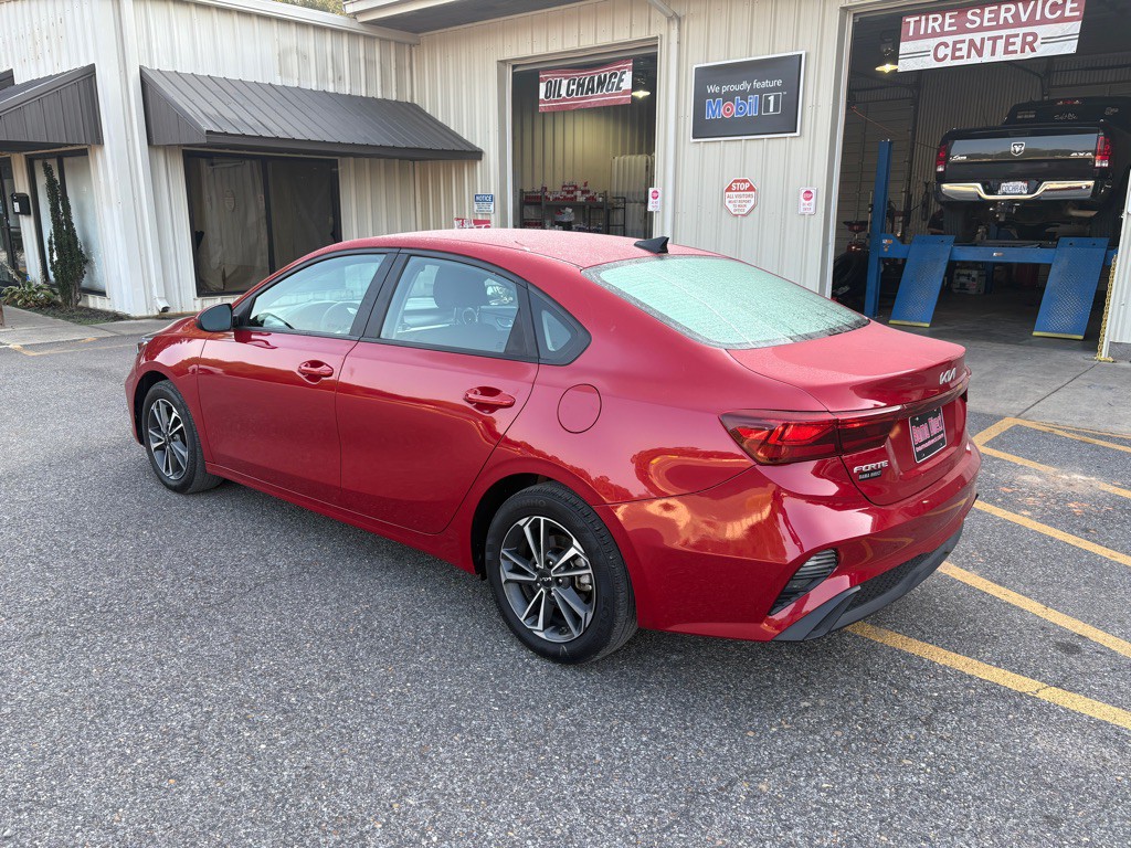 2024 Kia Forte Image 3