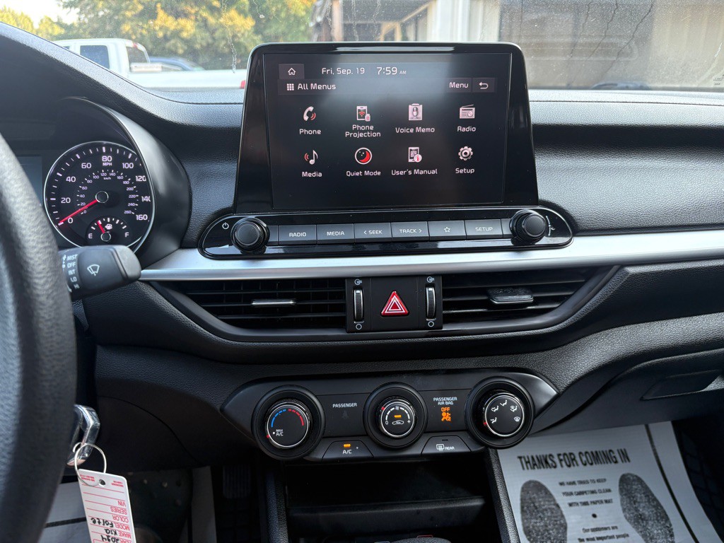 2024 Kia Forte Image 8