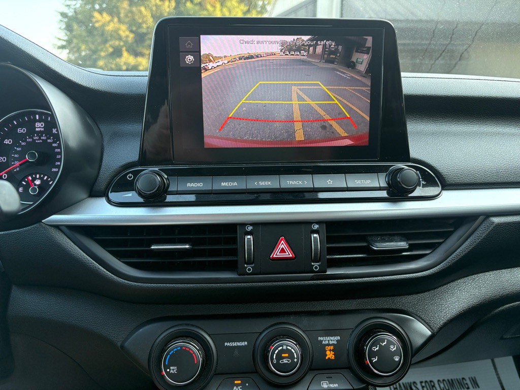 2024 Kia Forte Image 9