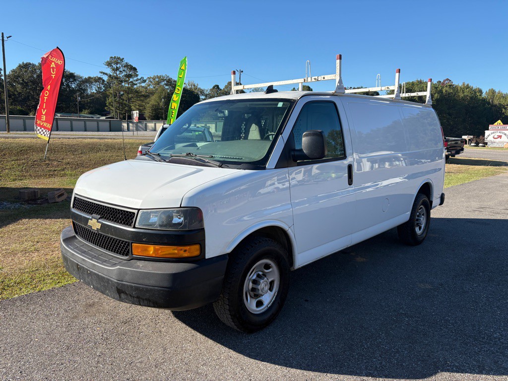 2019 Chevrolet Express Image 1