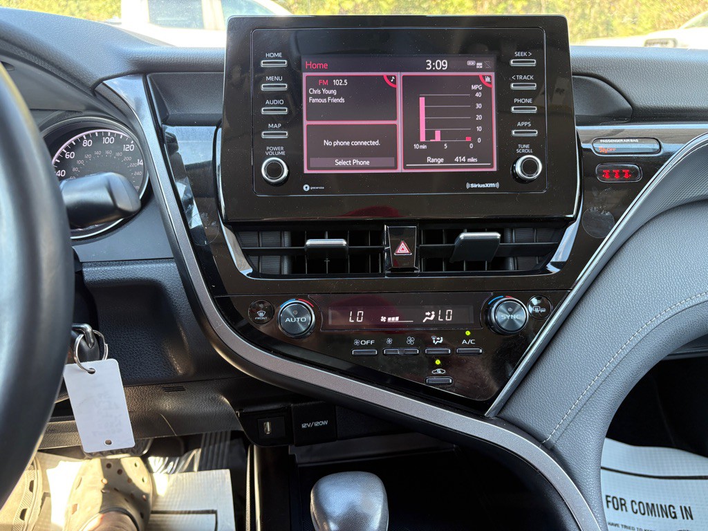 2024 Toyota Camry Image 8