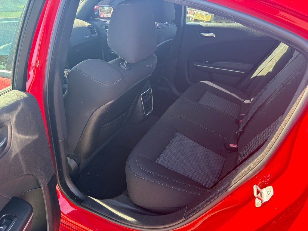 2021 Dodge Charger Image 4