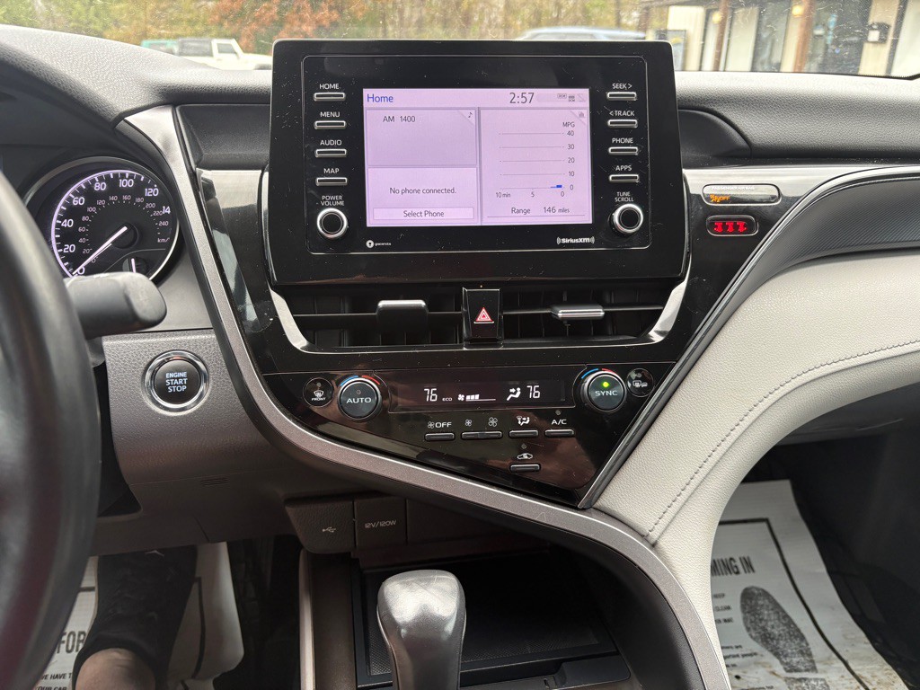 2024 Toyota Camry Image 8