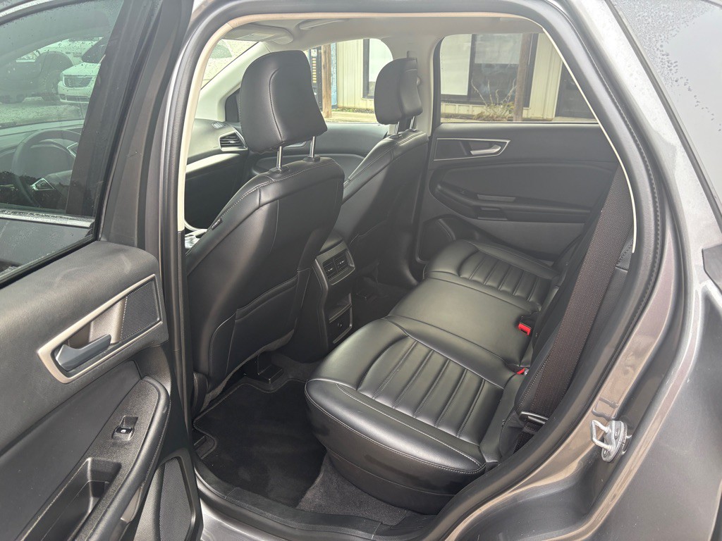 2023 Ford Edge Image 6