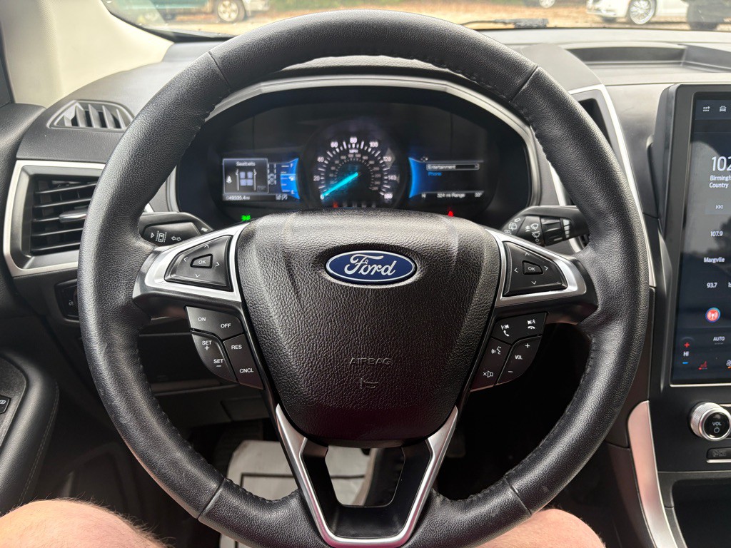 2023 Ford Edge Image 8