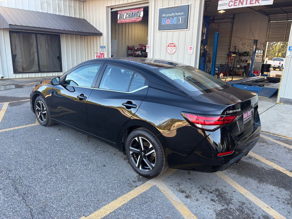 2024 Nissan Sentra Image 3