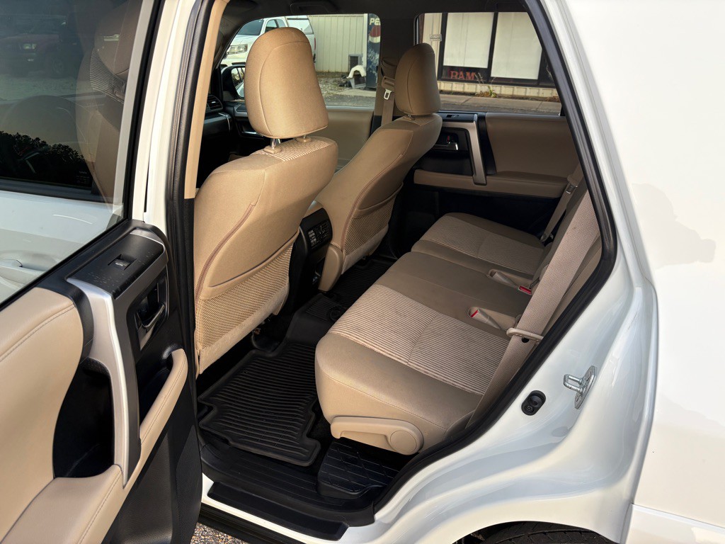 2023 Toyota 4Runner Image 7