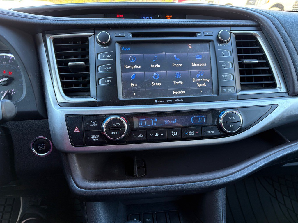 2018 Toyota Highlander Image 11