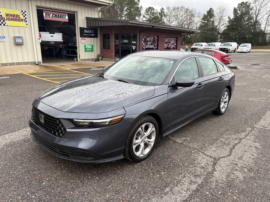 2024 Honda Accord Image 1