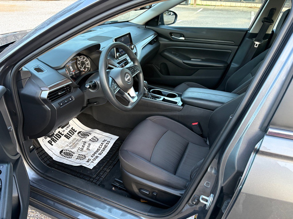 2024 Nissan Altima Image 5