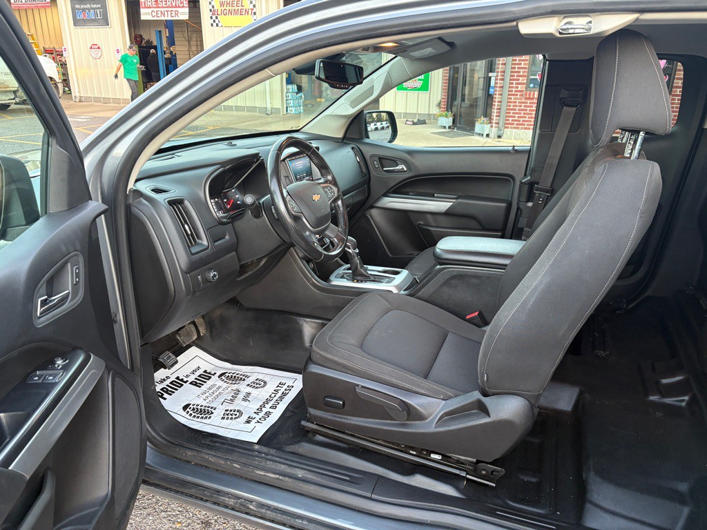 2022 Chevrolet Colorado Image 6