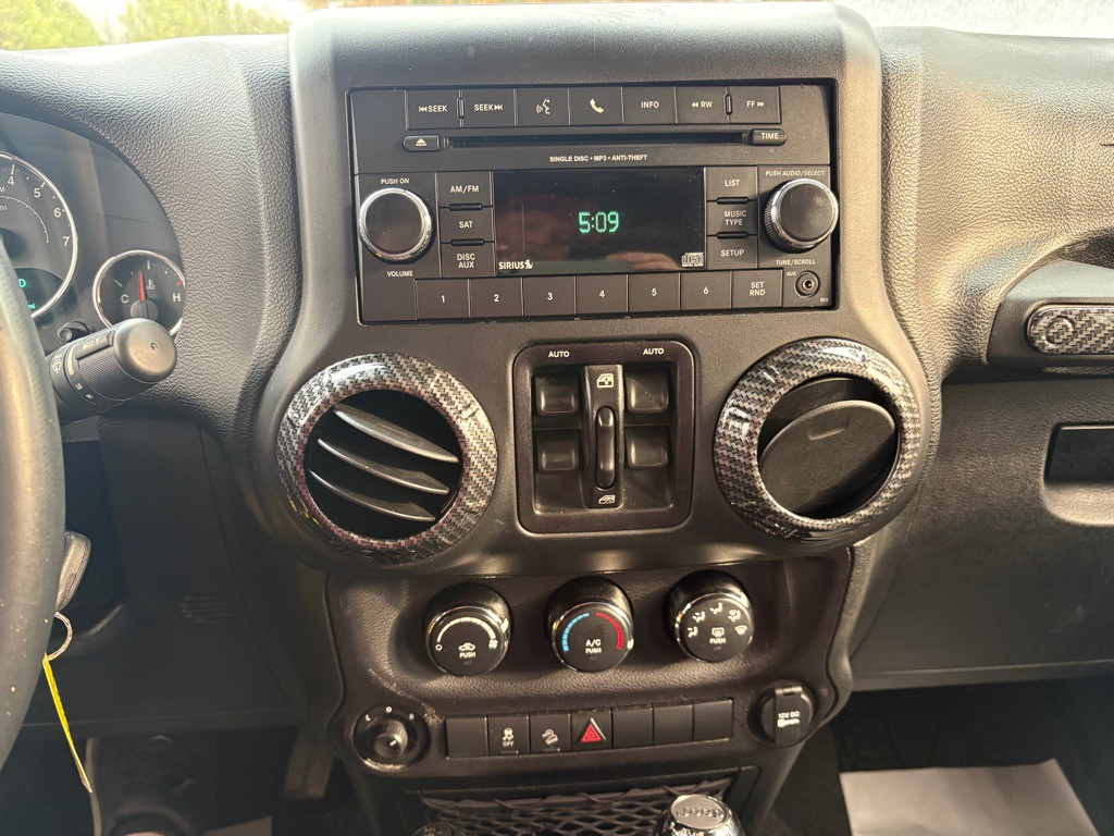 2018 Jeep Wrangler Unlimited Image 9