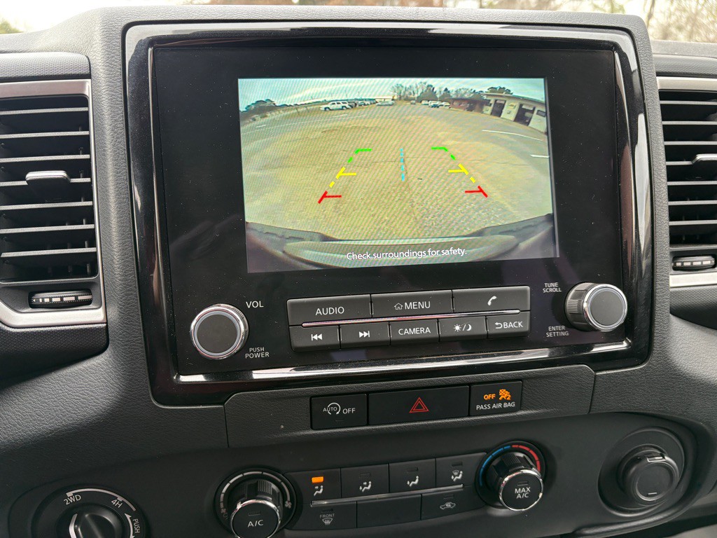 2023 Nissan Frontier Image 10