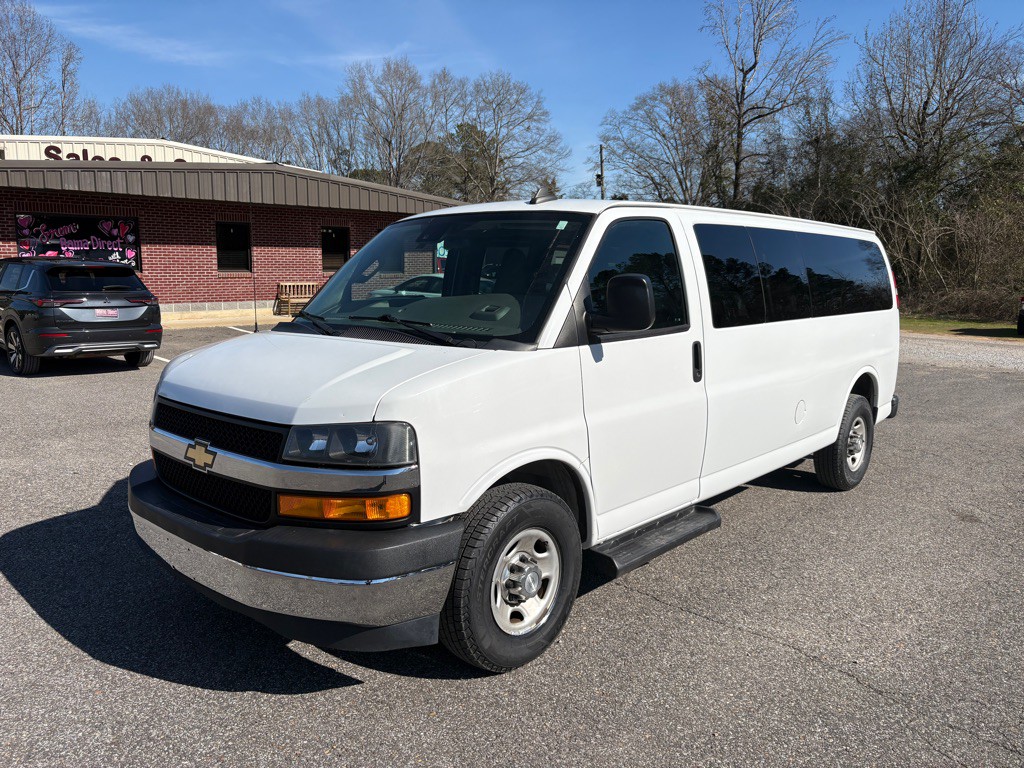2020 Chevrolet Express Image 1