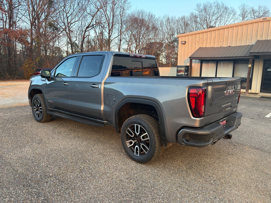 2022 GMC Sierra Image 4