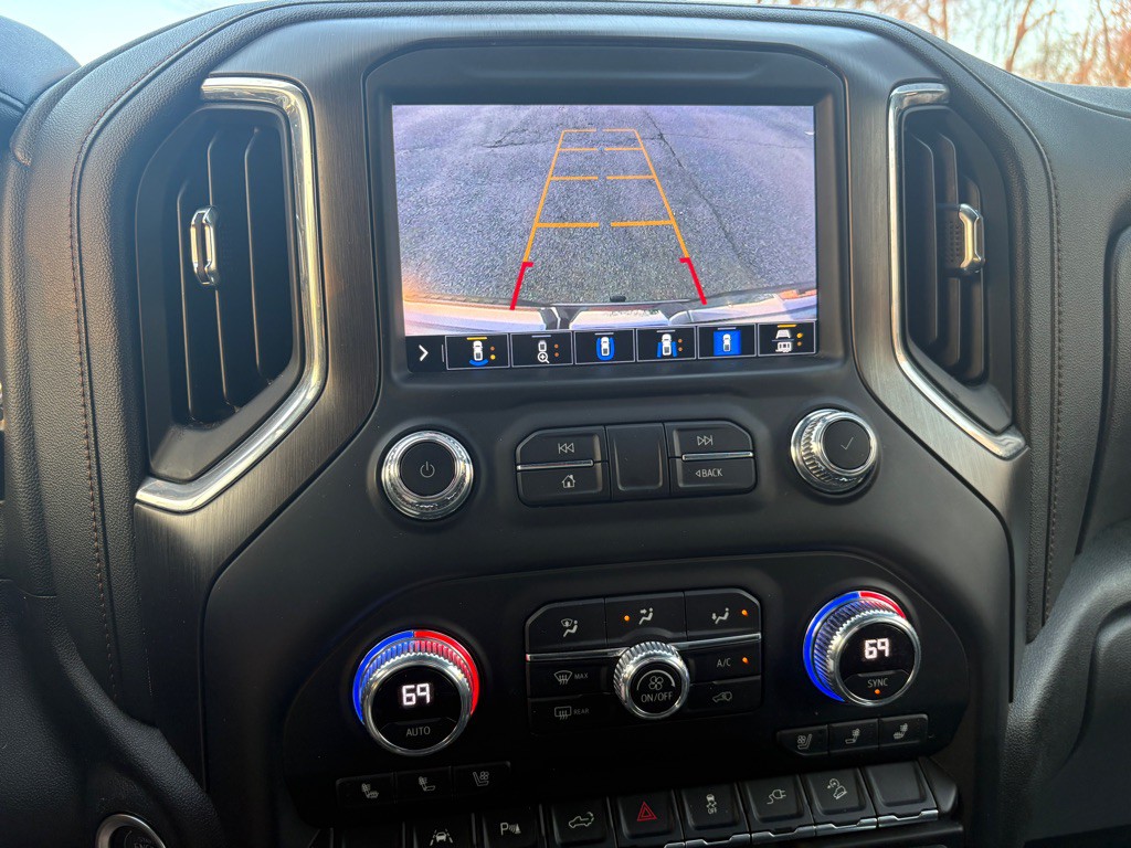 2022 GMC Sierra Image 11