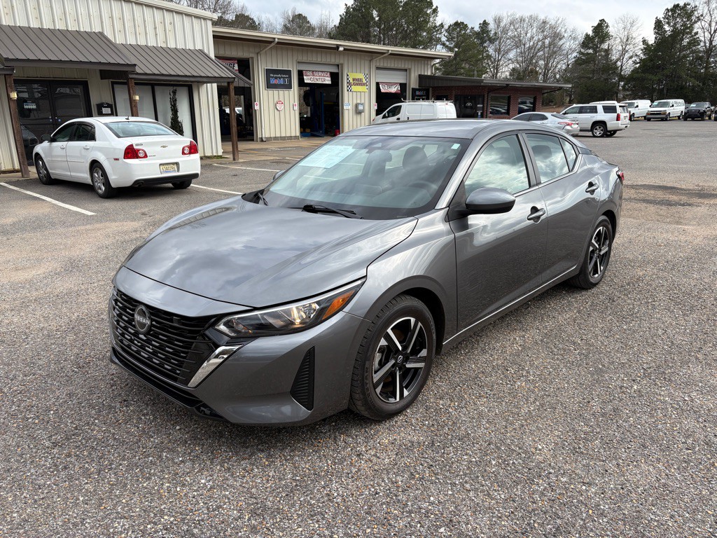 2025 Nissan Sentra Image 1