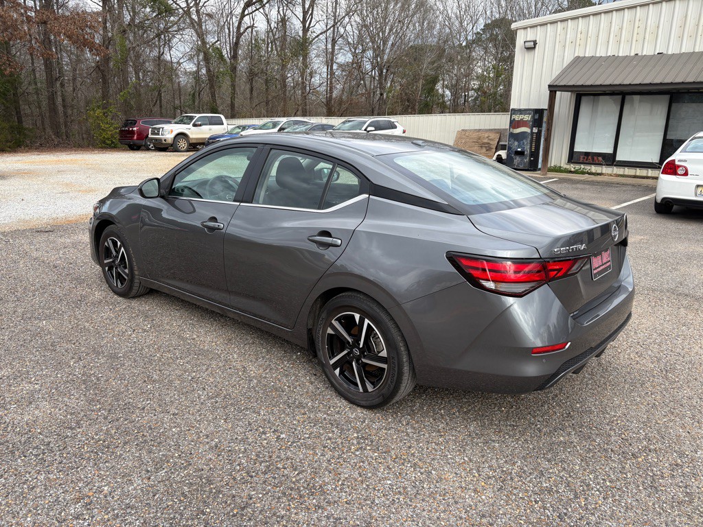 2025 Nissan Sentra Image 3