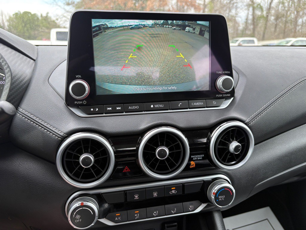 2025 Nissan Sentra Image 9