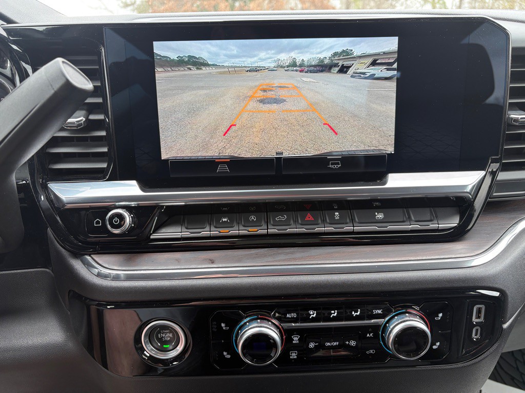 2024 GMC Sierra Image 10