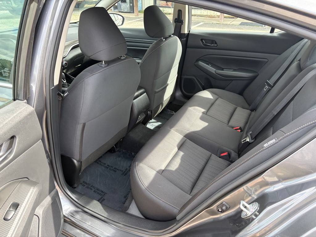 2024 Nissan Altima Image 4