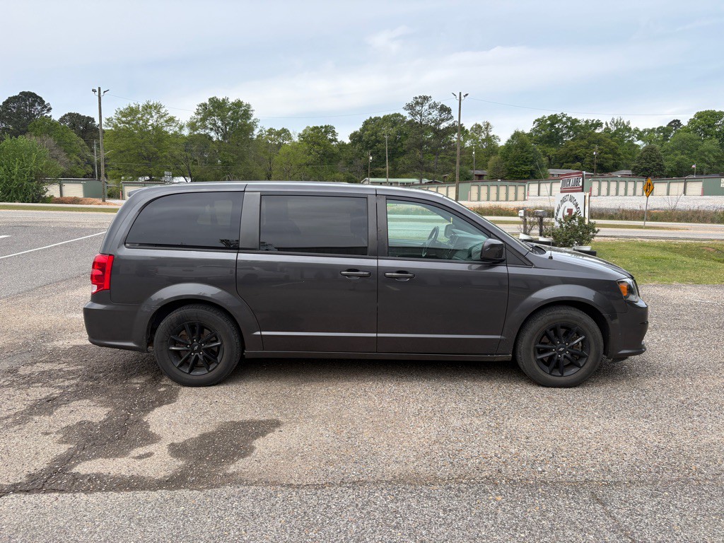 2019 Dodge Grand Caravan Image 2