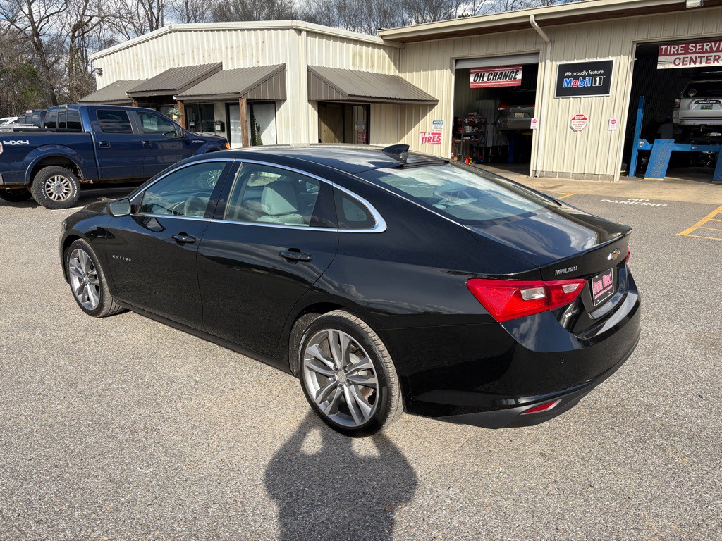 2025 Chevrolet Malibu Image 3