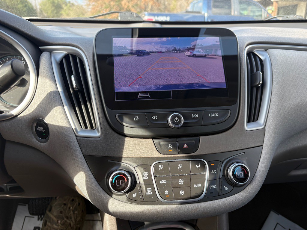 2025 Chevrolet Malibu Image 9