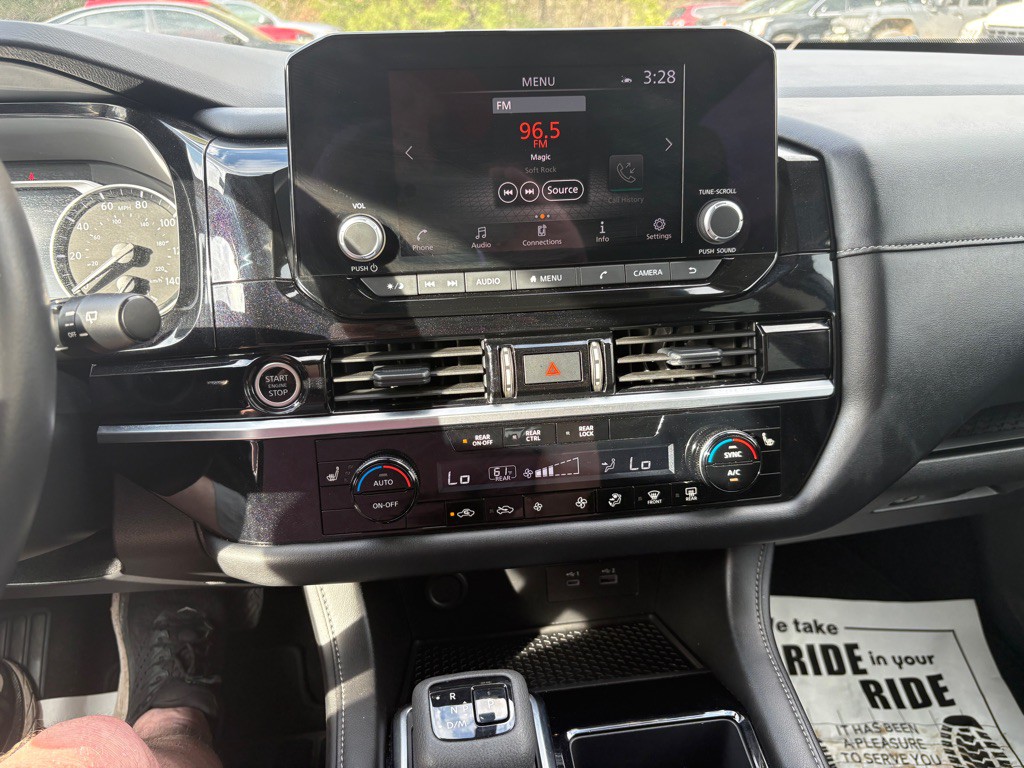 2024 Nissan Pathfinder Image 11