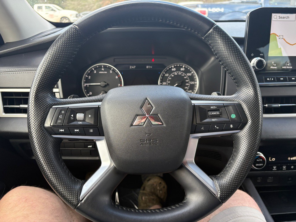 2024 Mitsubishi Outlander Image 8