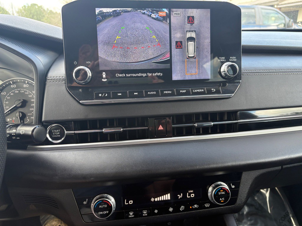 2024 Mitsubishi Outlander Image 11