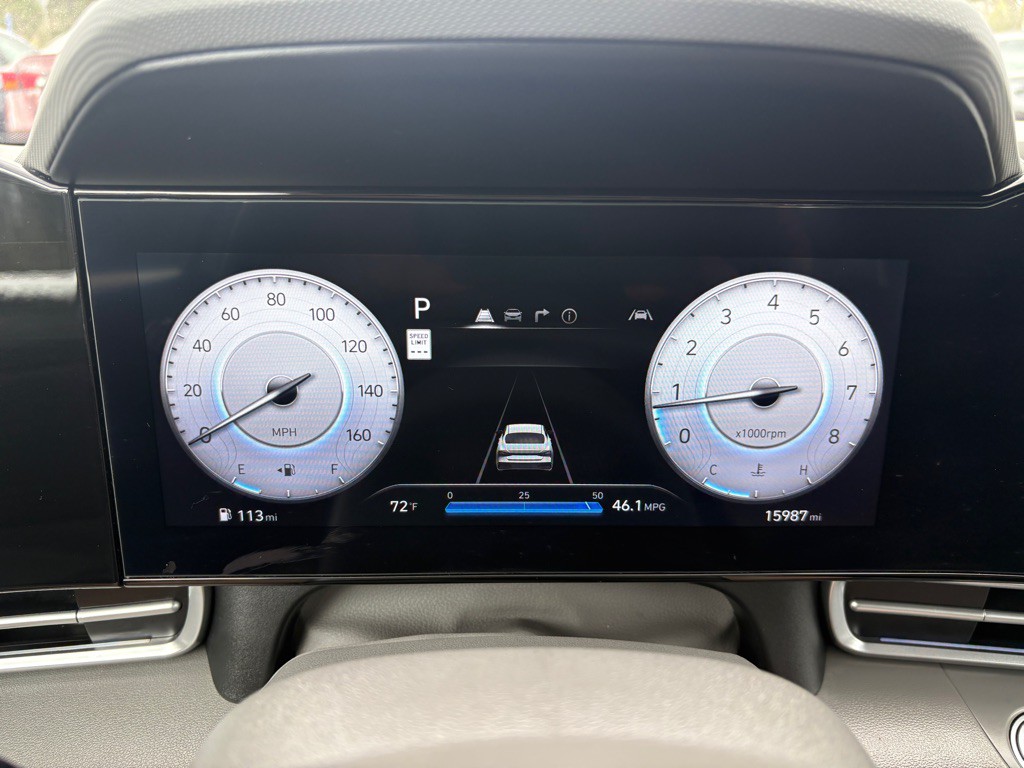 2025 Hyundai Elantra Image 7