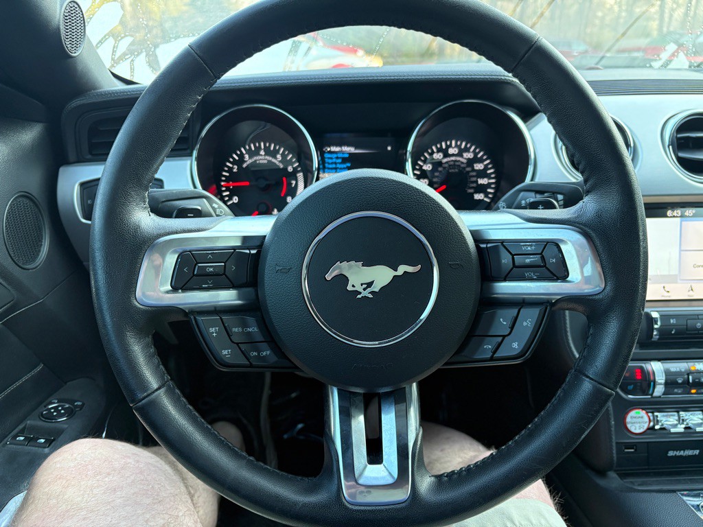 2017 Ford Mustang Image 6