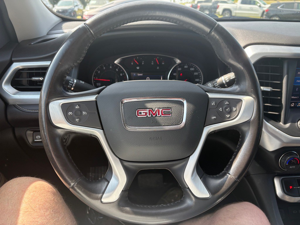 2020 GMC Acadia Image 8