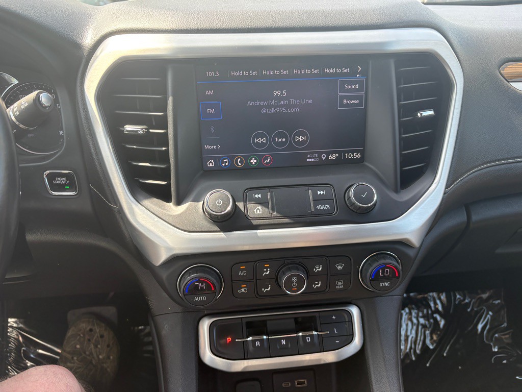 2020 GMC Acadia Image 10