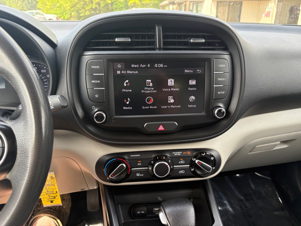 2022 Kia Soul Image 9