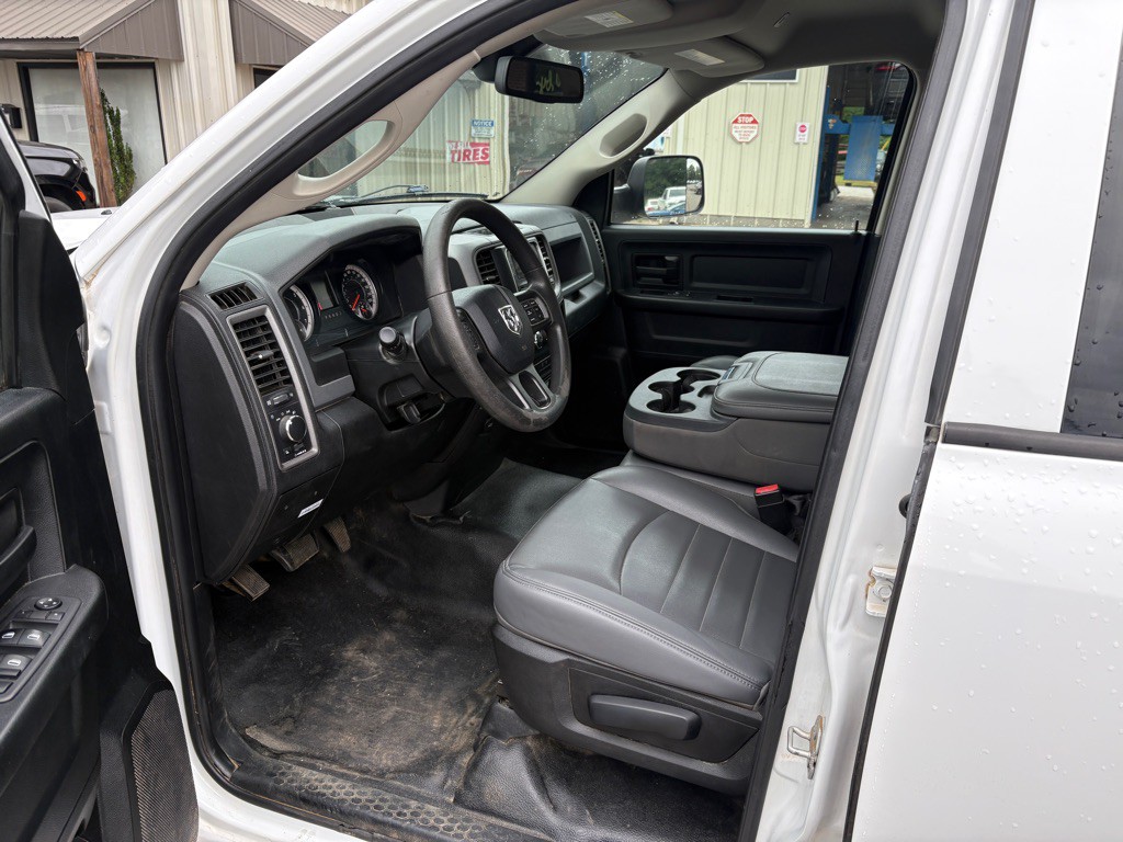 2019 RAM 1500 Image 6