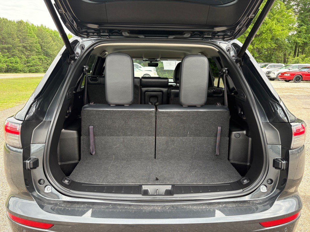 2025 Mitsubishi Outlander Image 4