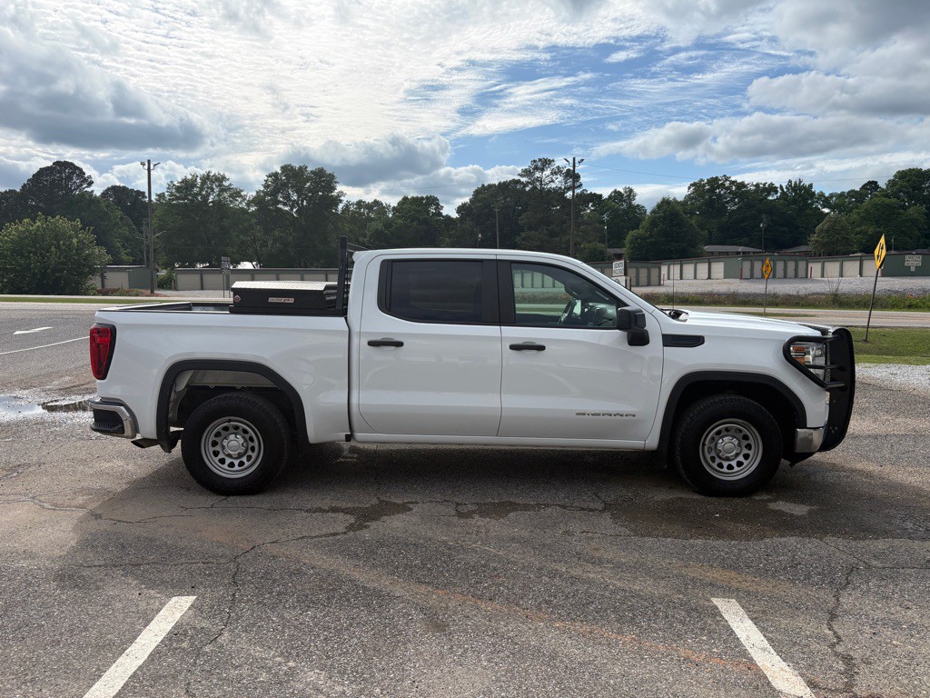 2022 GMC Sierra Image 3
