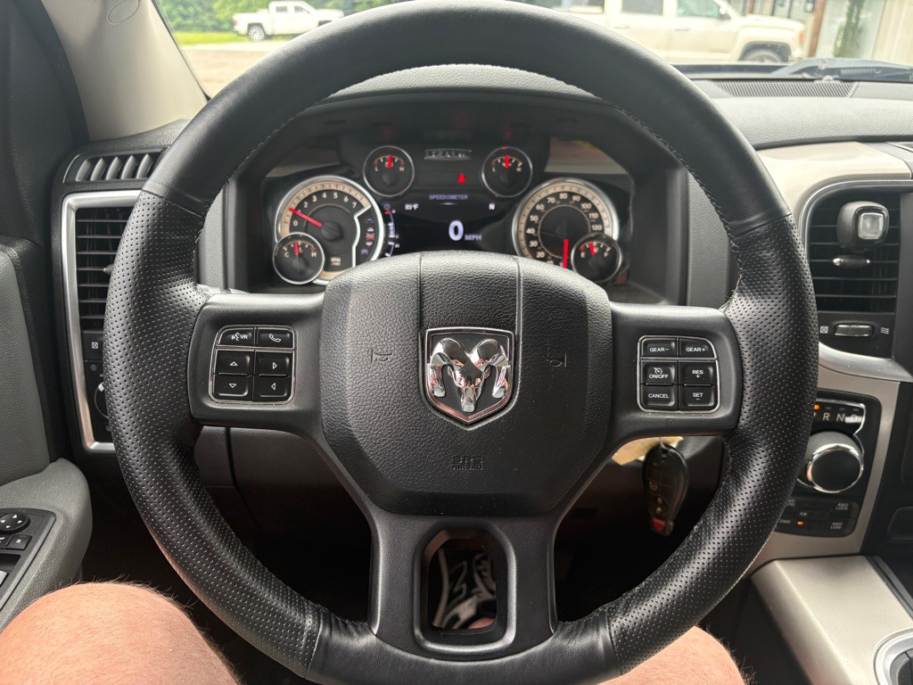 2016 RAM 1500 Image 7