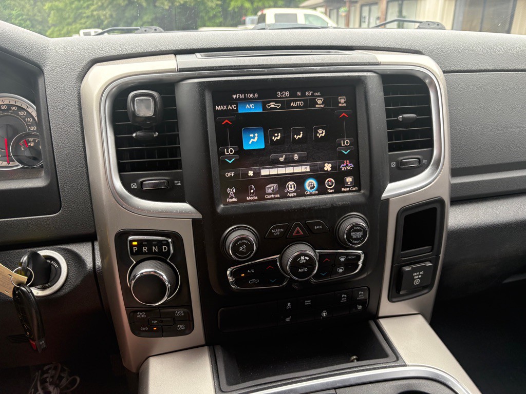 2016 RAM 1500 Image 10