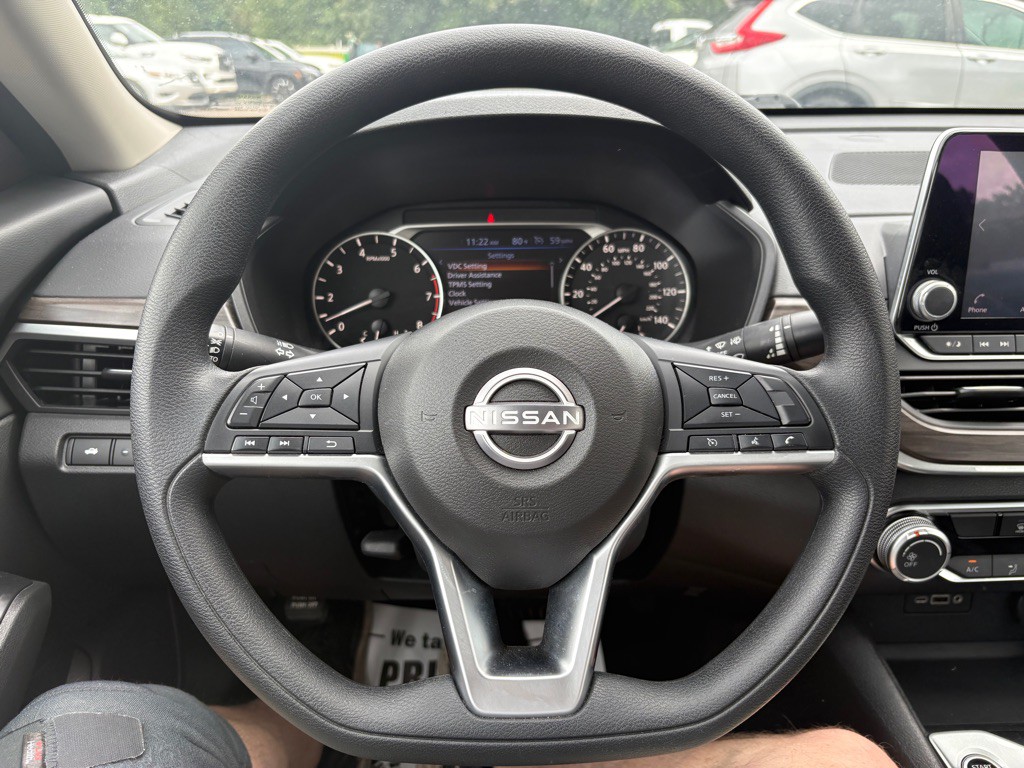 2025 Nissan Altima Image 6