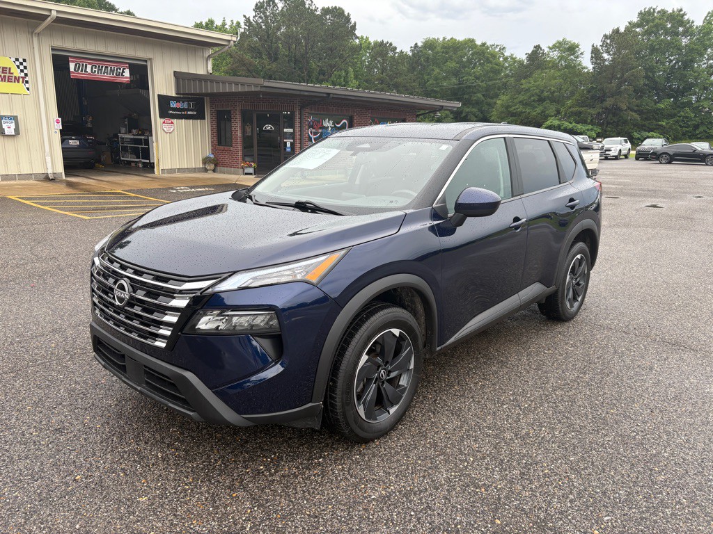 2024 Nissan Rogue Image 1