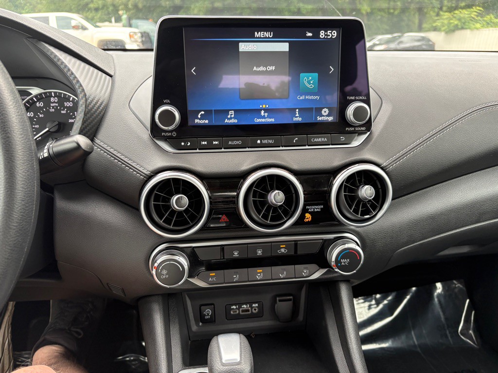 2025 Nissan Sentra Image 8