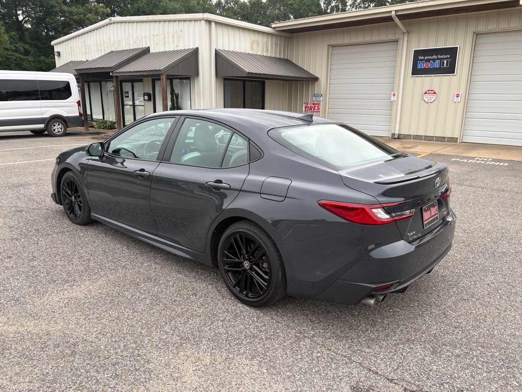 2025 Toyota Camry Image 3